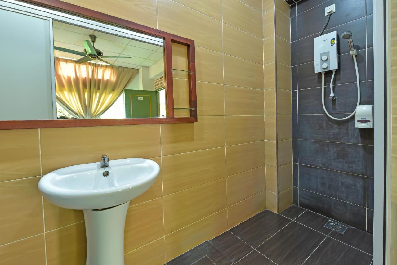 Capital O 90754 Gopeng Inn Ipoh Extérieur photo